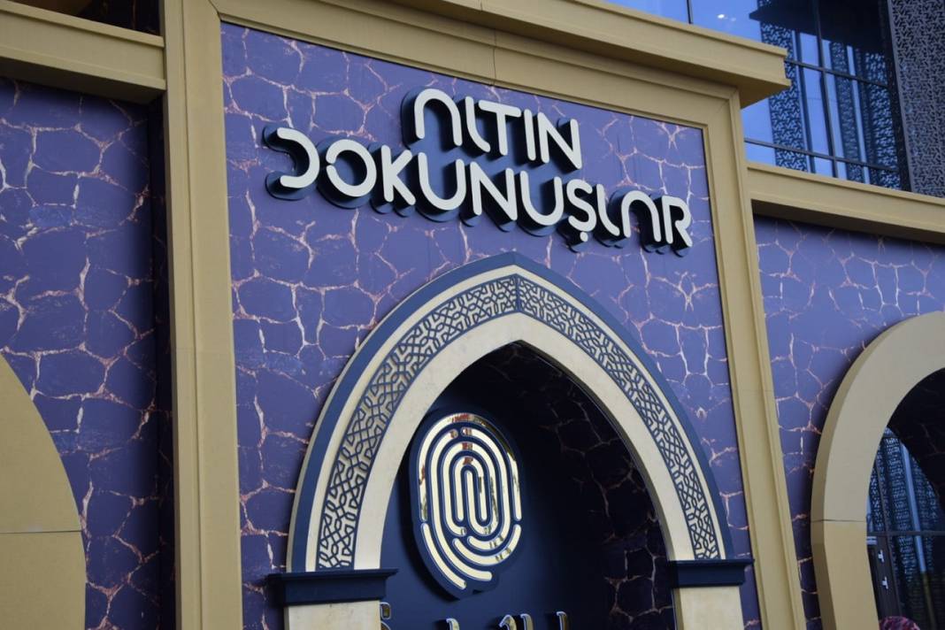 İpek Yolu Temalı Altın Dokunuşlar Sergisi Konya’da kapılarını açtı 1